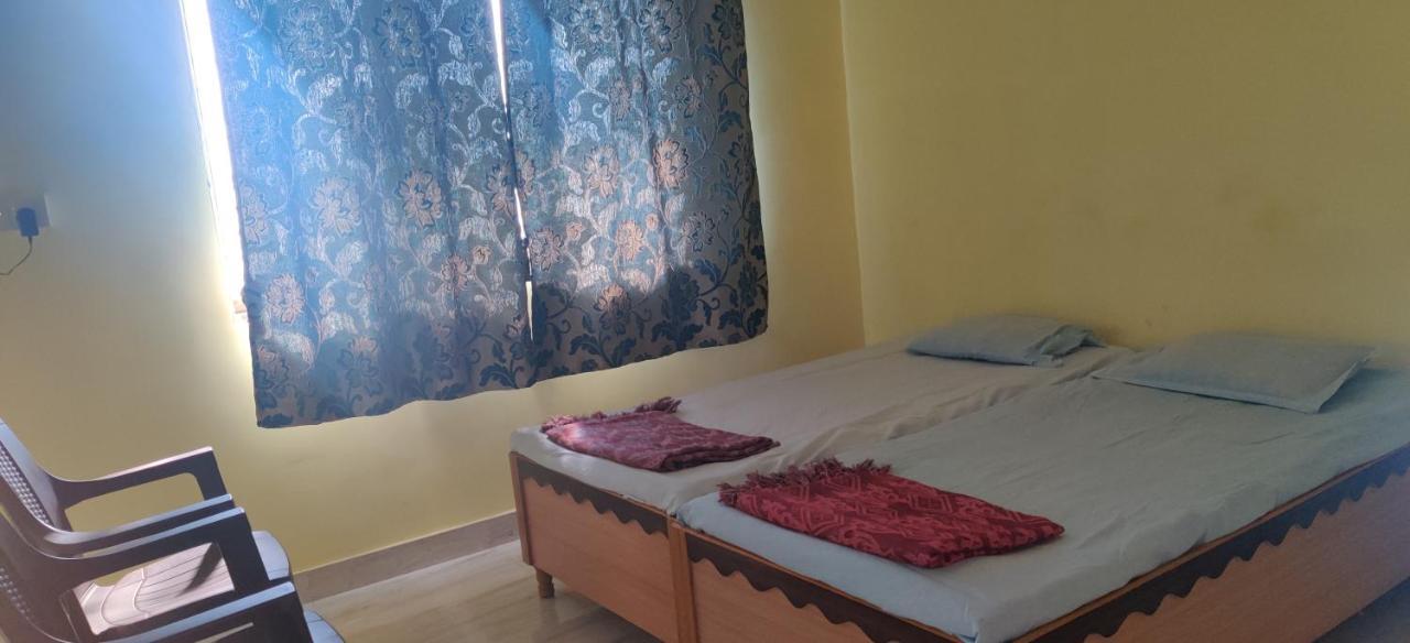 Gulmohar Cottages - Home Stay In Alībāg Εξωτερικό φωτογραφία