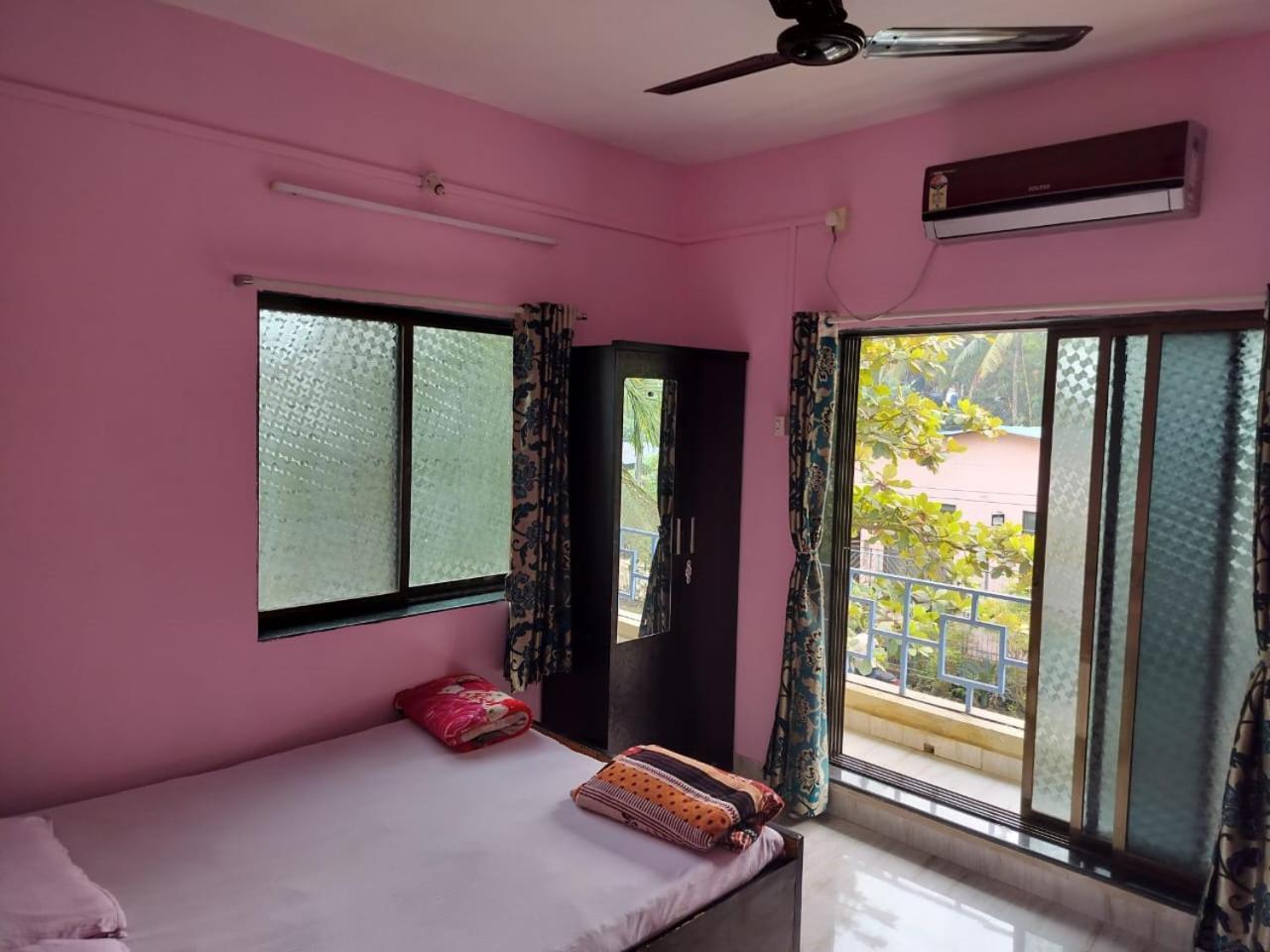 Gulmohar Cottages - Home Stay In Alībāg Εξωτερικό φωτογραφία